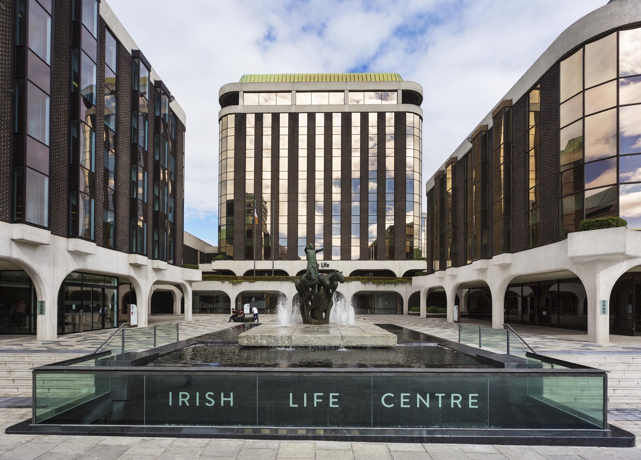 Irish LIfe Building Exterior.
Photo Chris Bellew /Fennell Photography Copyright 2017